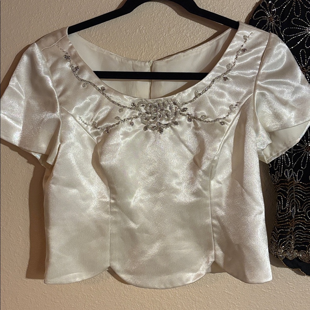 VINTAGE BEADED TOPS - Set of 2 - Picture 4 of 8